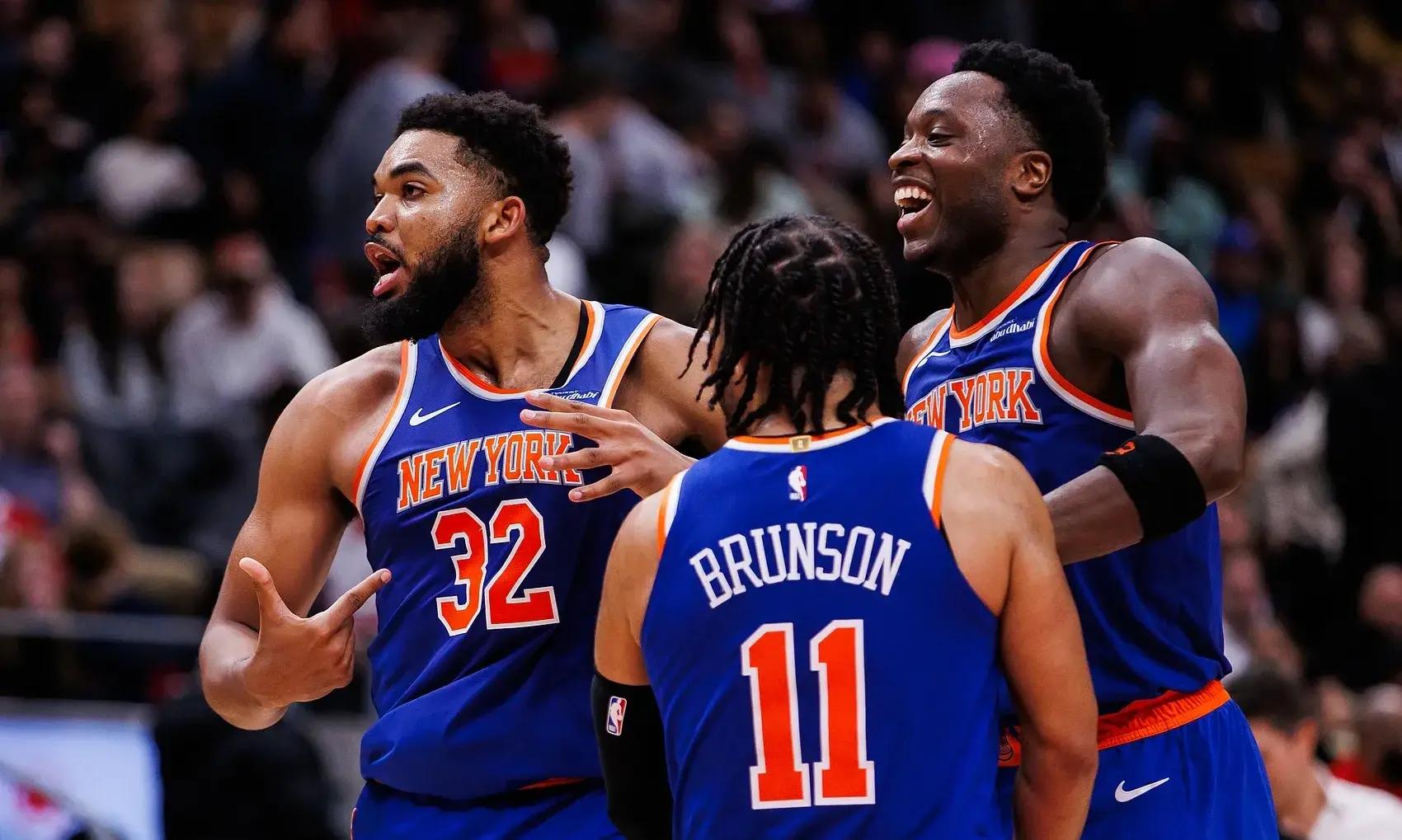 乐鱼app-里程碑夜纽约尼克斯刷新队史纪录，欧联今晨刷纪录，更衣室稳定，纪律约束更严格(NBA历史防守一阵)