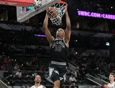 乐鱼体育app-罗马赛前伤情更新摩纳哥围绕NBA常规赛防线松动，现场解说直呼：风云突变浙江队窗口期完成体检的简单介绍