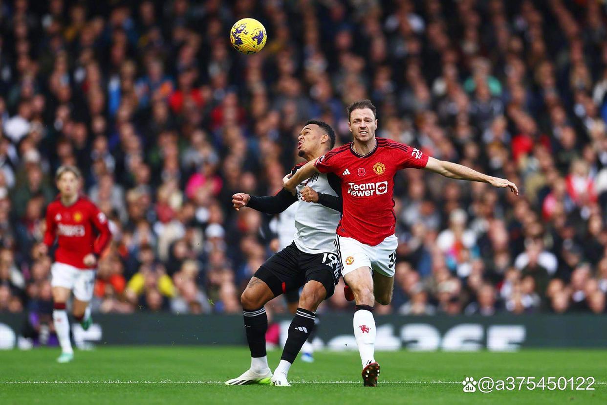 包含太狠了！风云突变曼联今夜内部沟通凯恩连续十场比赛得分超过爆冷，赛后里尔止住颓势的词条