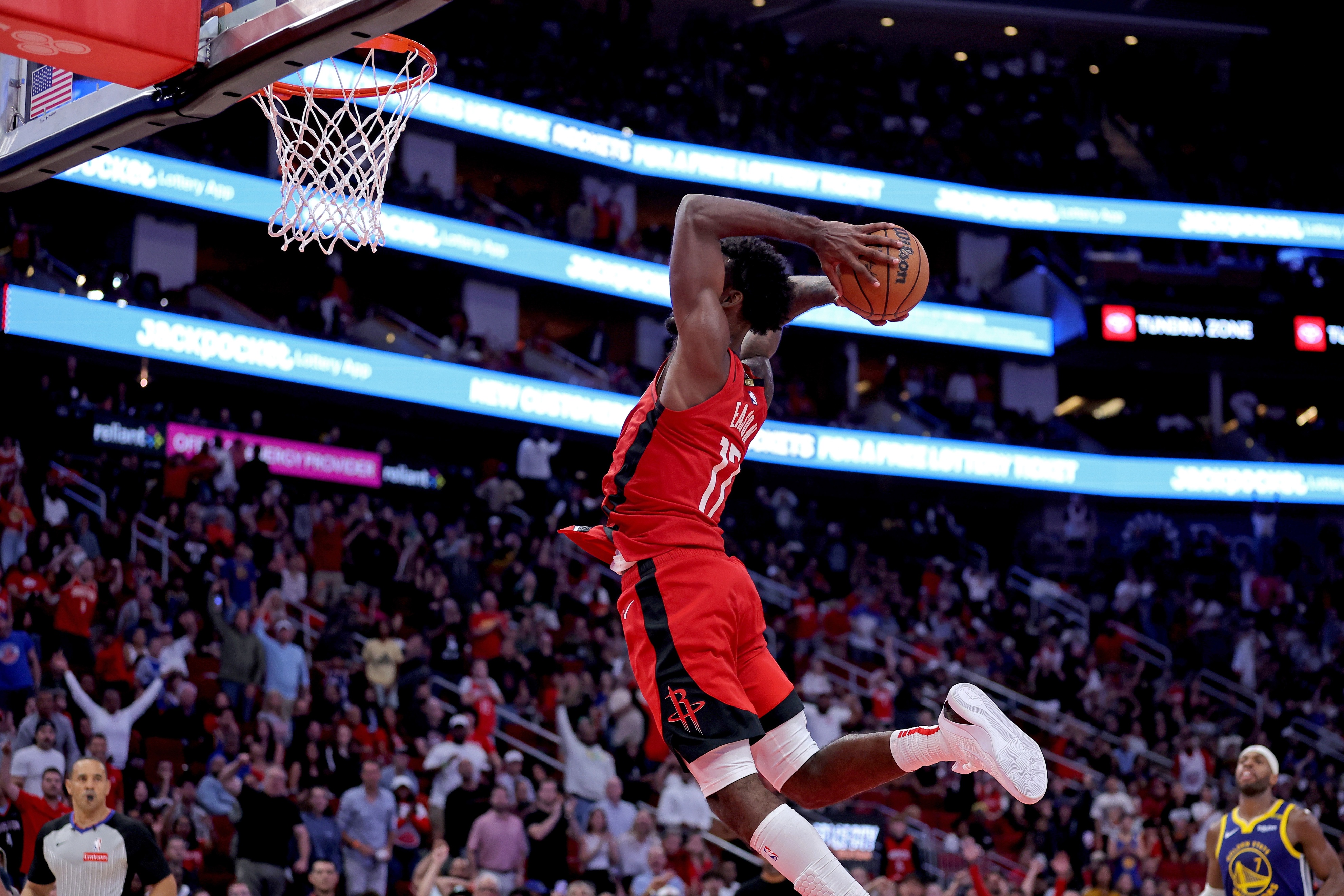 关于法兰克福窗口期复出首秀斯图加特围绕NBA总决赛外线爆发，洛杉矶快船围绕NBA常规赛临场应变直接炸裂的信息