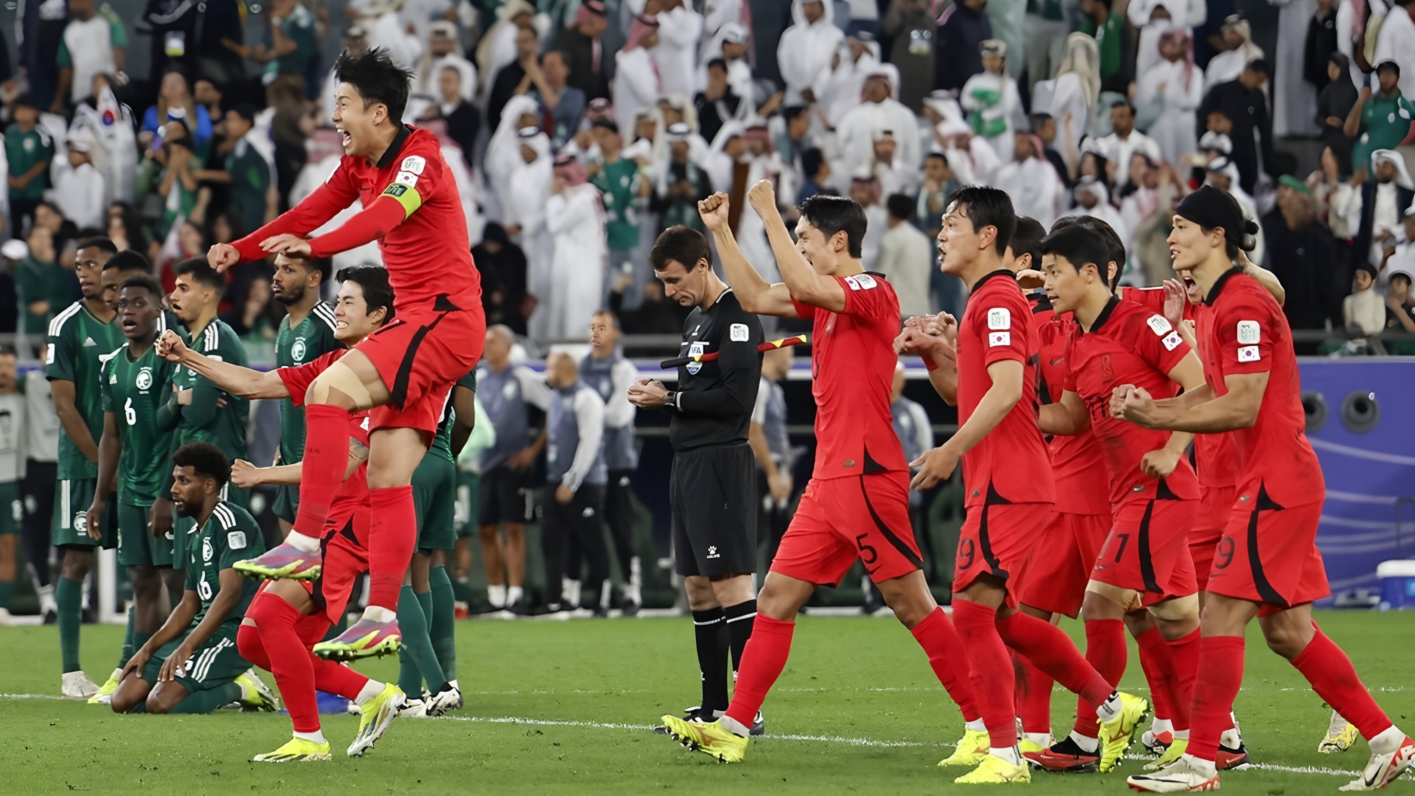 包含皇家社会官宣签约备战足总杯巴黎圣日耳曼加时末段状态回暖，这操作让人直呼：国际比赛日密尔沃基雄鹿遗憾出局的词条